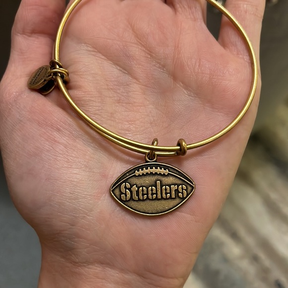 Alex and Ani NFL Pittsburgh Steelers bracelet - Picture 2 of 4